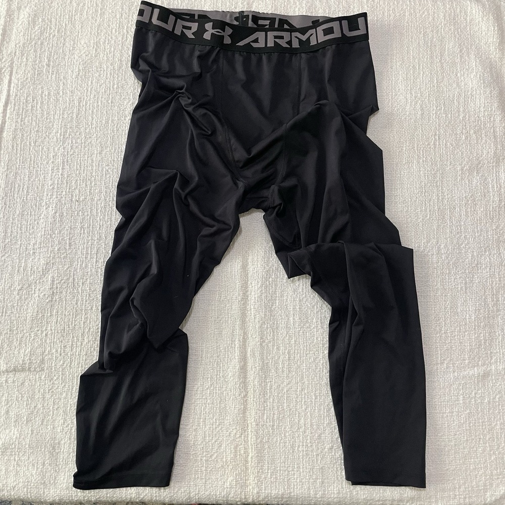 Under Armour‎ HeatGear 3/4 Leggings Boys Size Youth XL Warm Football Basketball